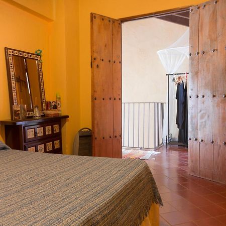 Casa Centenaria Con Encanto Zufre Exterior photo